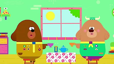 Watch Hey Duggee Season 2 Episode 18 - The Making Friends Badge Online Now