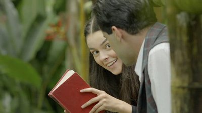 Laura, una Vida Extraórdinaria Season 1 Episode 5