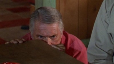 Manhattan, AZ Season 1 Episode 4