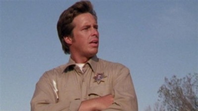 Manhattan, AZ Season 1 Episode 10