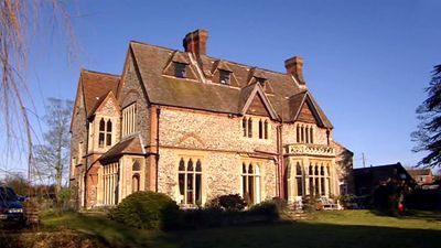 Ruth Watson's Hotel Rescue Season 1 Episode 1