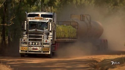 Watch Outback Truckers Season 8 Episode 3 - Episode 3 Online Now