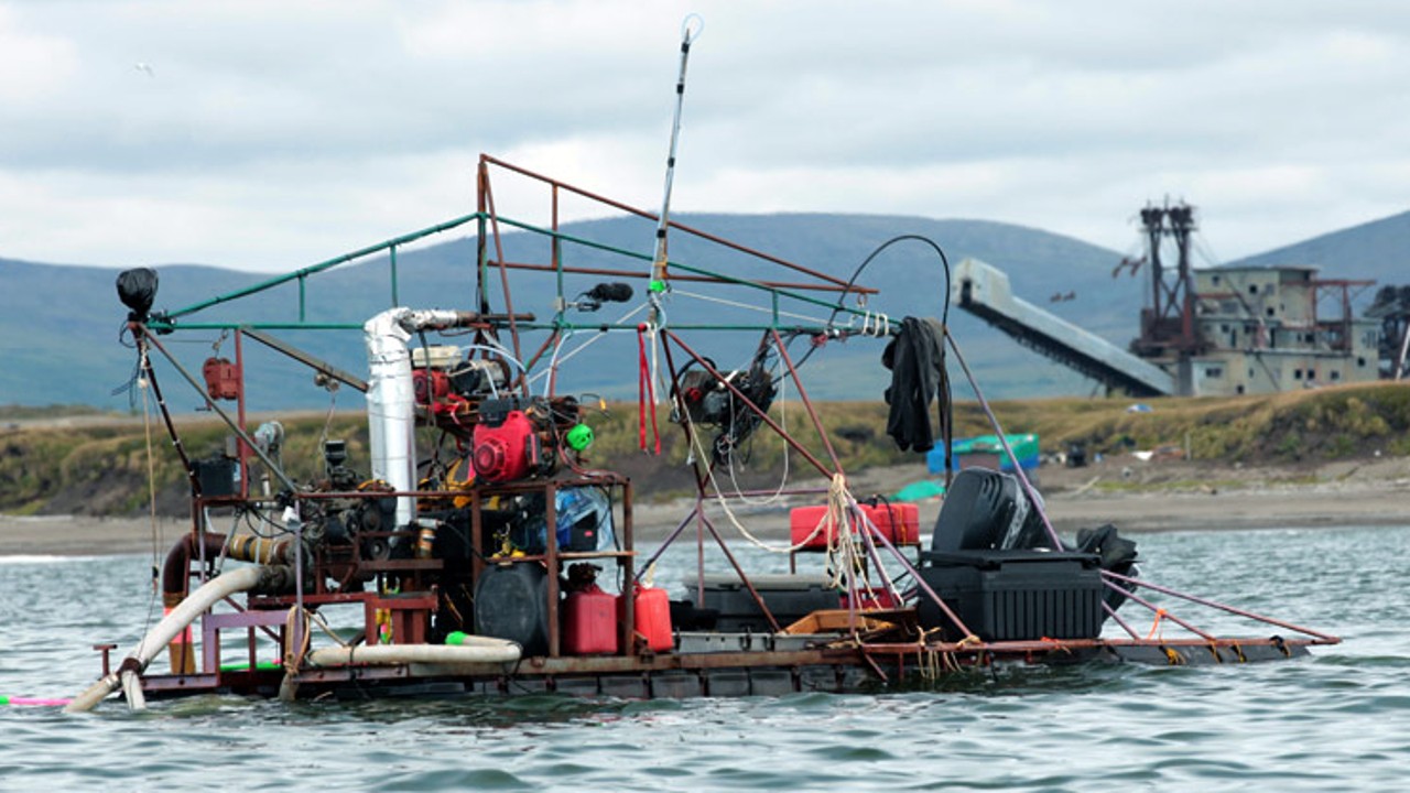 Bering Sea Gold: Dredging the Deep