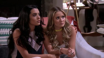 Tierra de Reyes Season 1 Episode 74