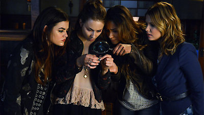 Pretty Little Liars Season 4 Episode 18