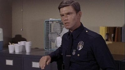 Adam 12 Season 1 Episode 17