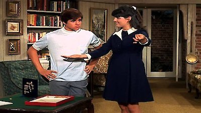 Here's Lucy Season 1 Episode 10