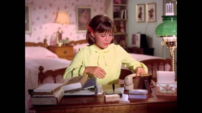 Gidget Season 1 Episode 7