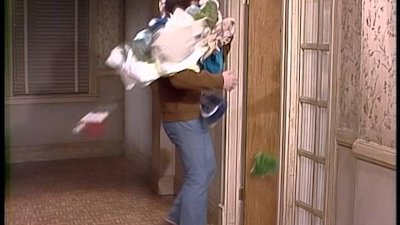 One Day at a Time Season 1 Episode 10