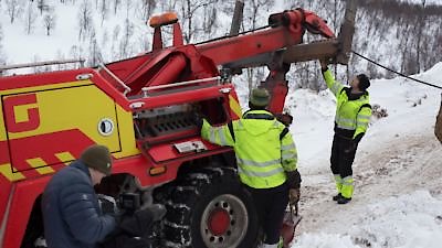 Ice Road Rescue Season 1 Episode 8