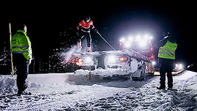 Ice Road Rescue Season 3 Episode 2