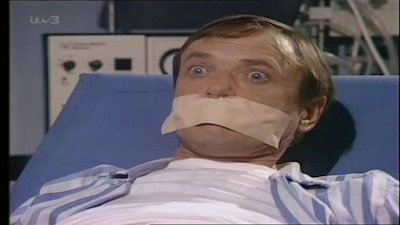 Only When I Laugh Season 2 Episode 6