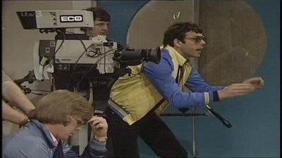 Only When I Laugh Season 3 Episode 1