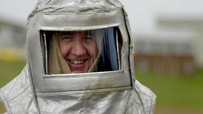 Nigel Latta Blows Stuff Up Season 1 Episode 5