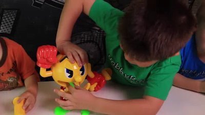 pocket.watch HobbyKidsTV mishmash Season 1 Episode 9