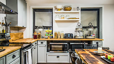 Stay Here Season 1 Episode 4