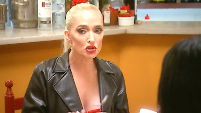 The Real Housewives of Beverly Hills Season 13 Episode 15