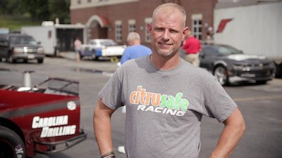 Race Night at Bowman Gray Season 1 Episode 8