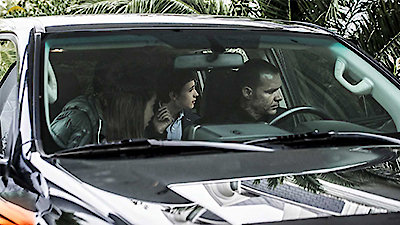 Fugitiva Season 1 Episode 1