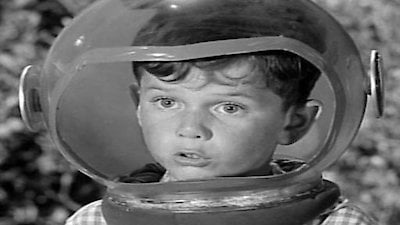 Watch My Favorite Martian Season 1 Episode 13 - How to Be a Hero ...