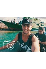 How to VLOG: Complete Beginner's Guide