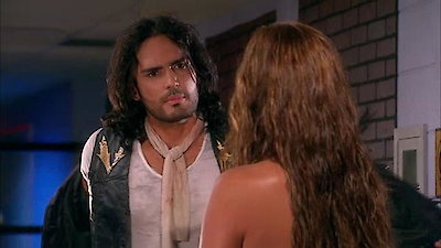 El Fantasma de Elena Season 1 Episode 8