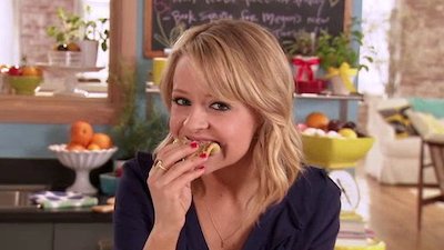 Kelsey's Essentials Season 2 Episode 8