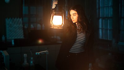 Swamp Thing (2019) Season 1 Episode 3