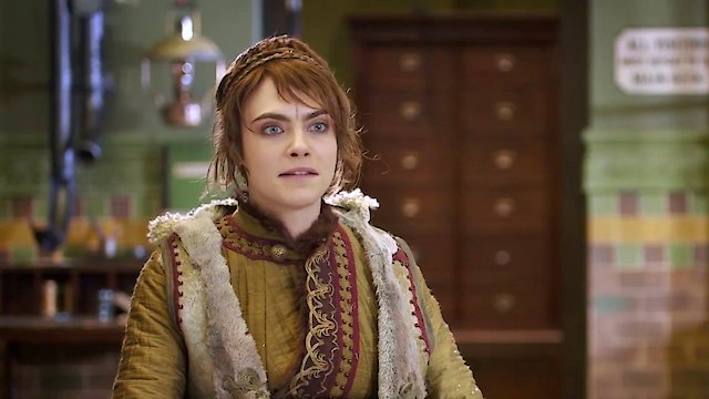 Behind The Row: The Cast