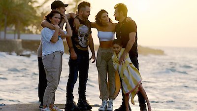 De Viaje con los Derbez Season 3 Episode 1