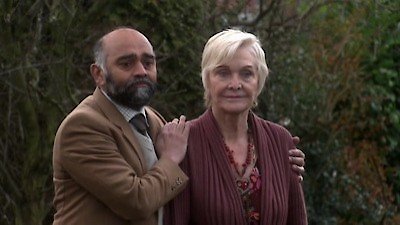 Moving On Season 1 Episode 1