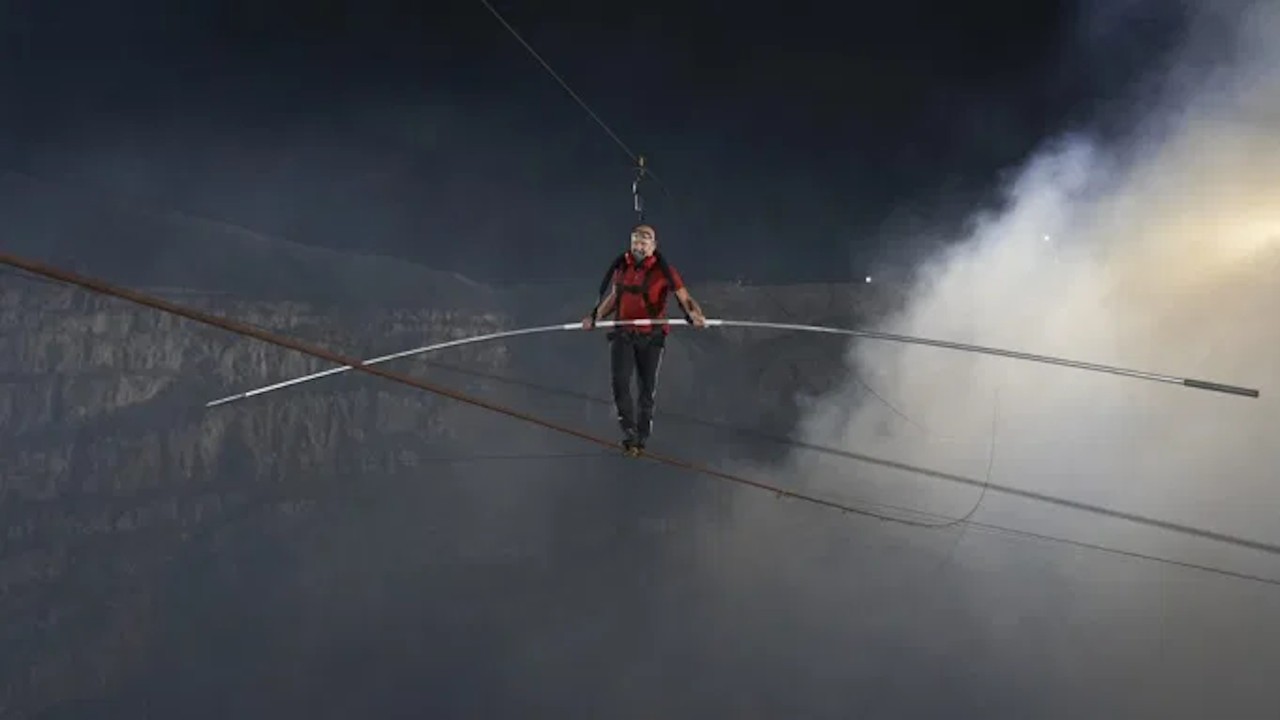 Volcano Live! With Nik Wallenda