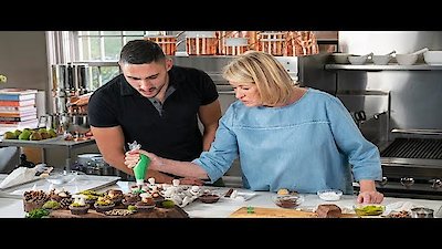 Bakeaway Camp With Martha Stewart Season 1 Episode 3