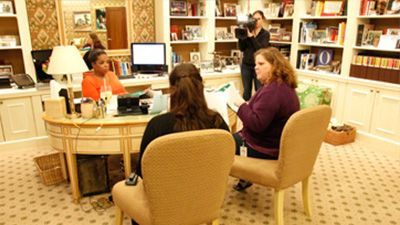 Season 25: Oprah Behind the Scenes Season 1 Episode 25