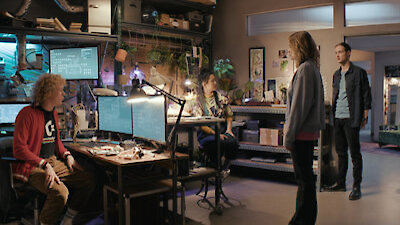 Biohackers Season 2 Episode 4