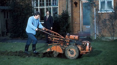 Good Neighbors Season 1 Episode 1