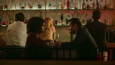 Behind Her Eyes Season 1 Episode 1