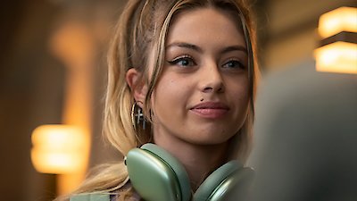 The Boarding School: Las Cumbres Season 3 Episode 1