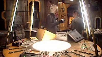 Doctor Who (2005) Season 2 Episode 9