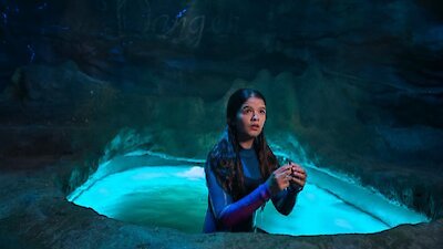 Surfside Girls Season 1 Episode 1