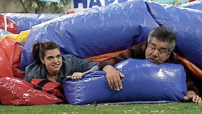 Lopez vs. Lopez Season 1 Episode 4