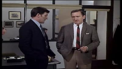 Man in a Suitcase Season 1 Episode 2