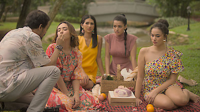 Watch Comedy Chaos Season 1 Episode 4 Viral Cake Bit Online Now