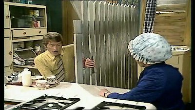 Some Mothers Do 'Ave 'Em Season 2 Episode 5