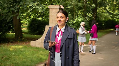 Maxton Hall - The World Between Us Season 2 Episode 1