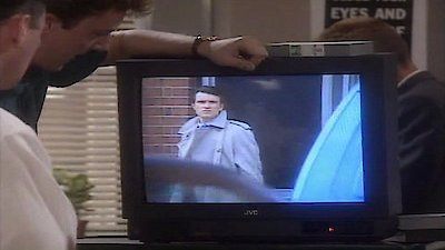 Drop the Dead Donkey Season 1 Episode 4
