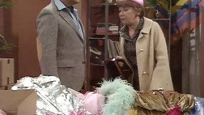 Too Close for Comfort Season 1 Episode 6