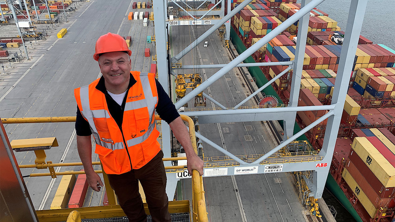 What Britain Buys and Sells In A Day Season 1 Episode 1