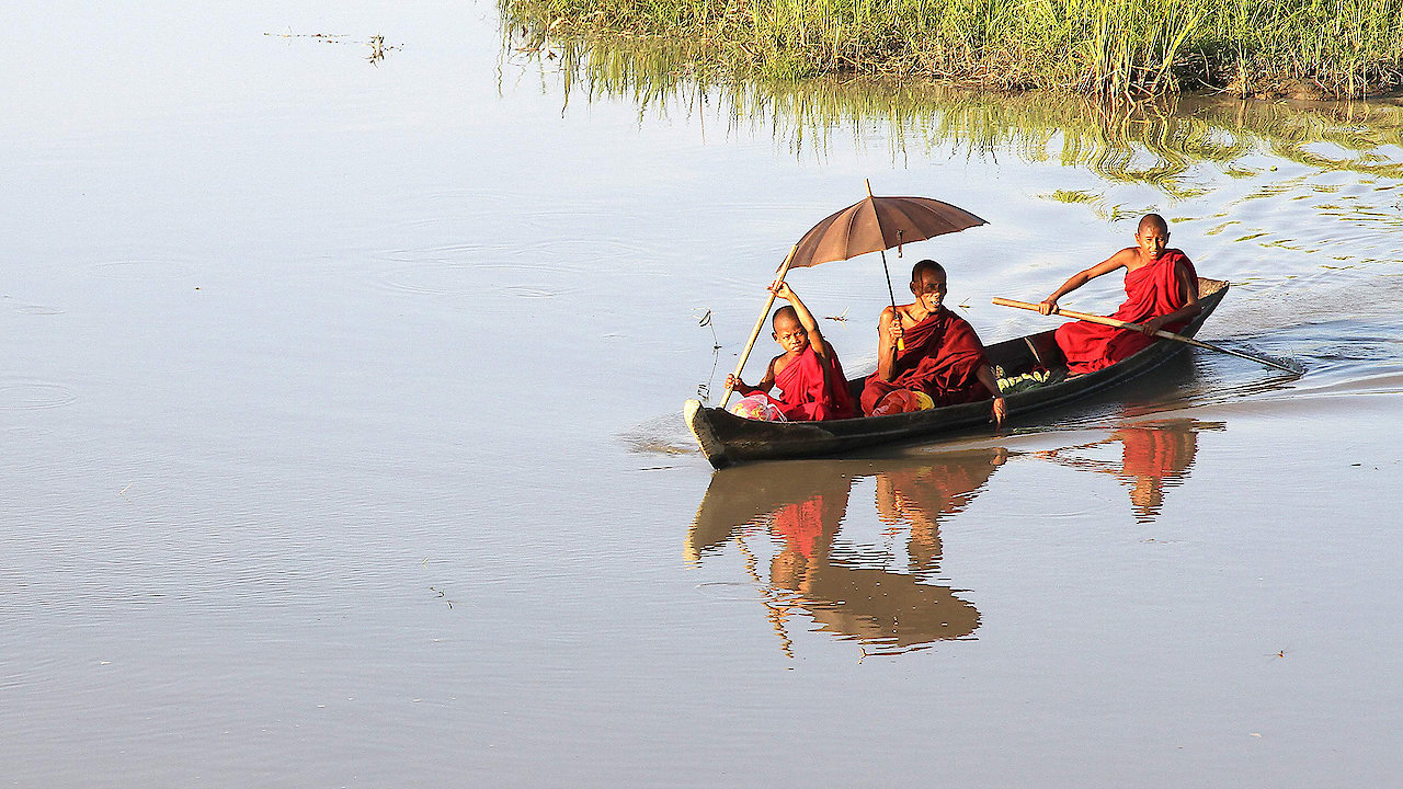 Ayeyarwady - Life Along Myanmar's Great River