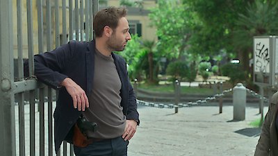 Sara: Woman in the Shadows Season 1 Episode 4